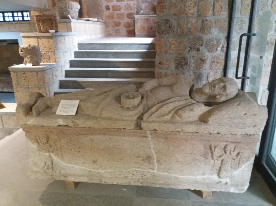 Villa San Giovanni in Tuscia旅游景点-Museo Archeologico delle Necropoli Rupestri
