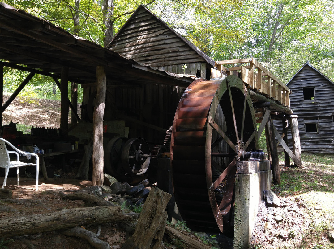 Dellinger's Grist Mill-Bakersville必去景点