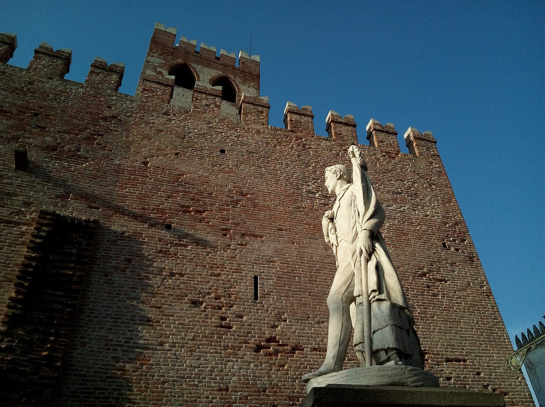Porta e Torre Trevigiana-Noale必去景点