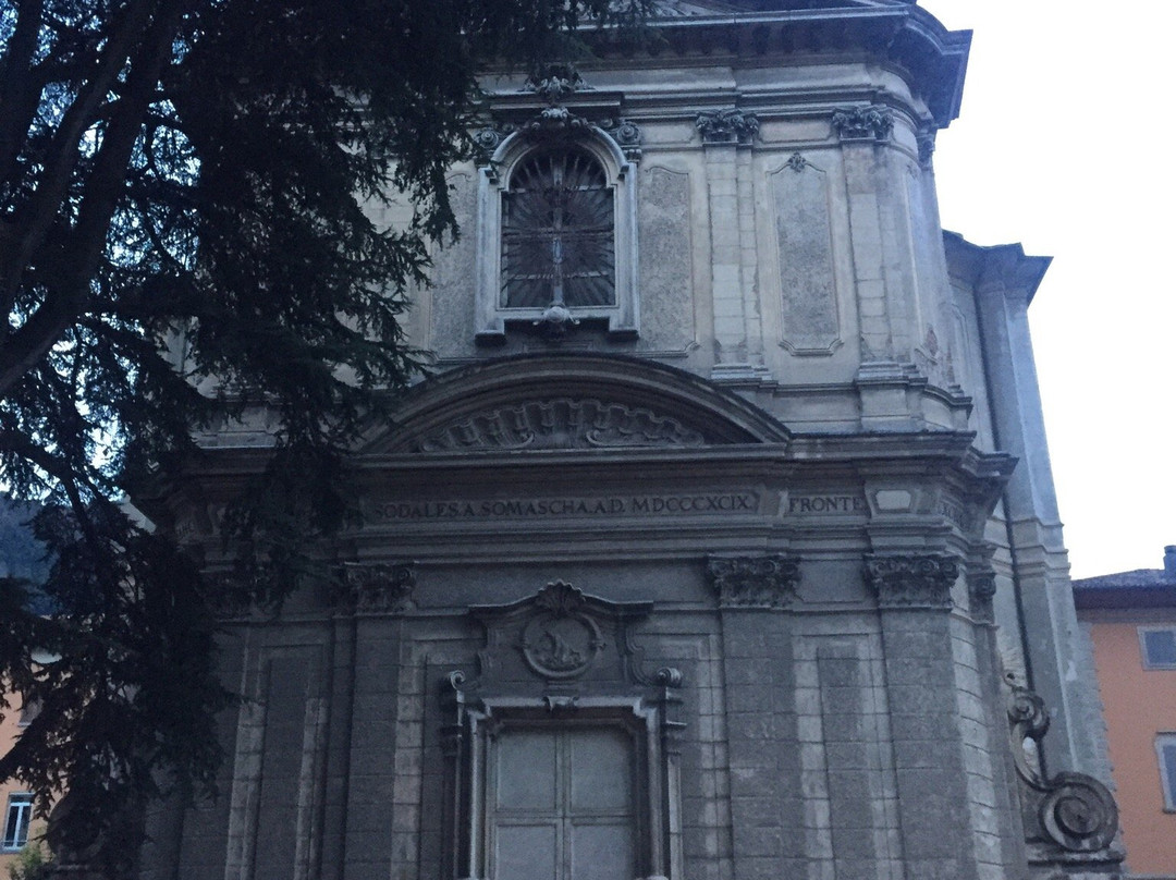 Chiesa di Santa Maria di Loreto-科莫必去景点