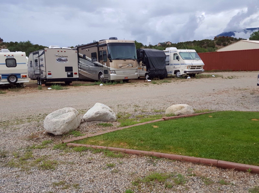 Snowy Peaks RV Park