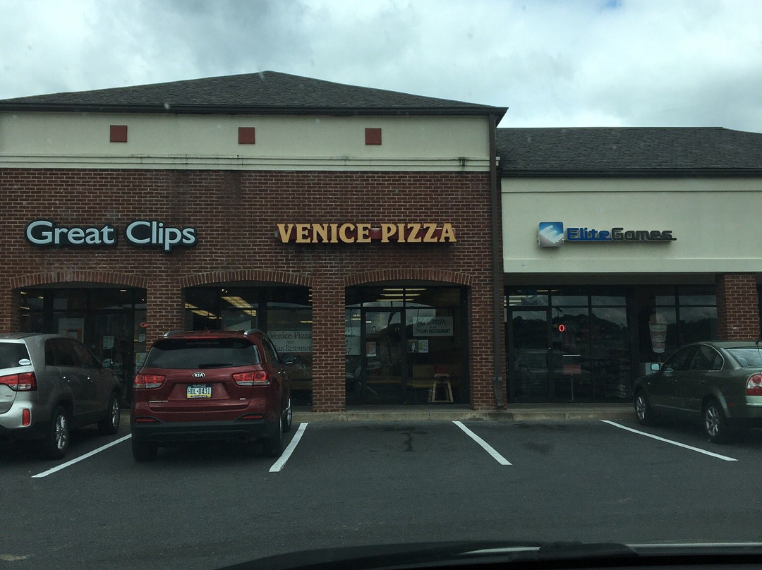 Venice Pizza Shop