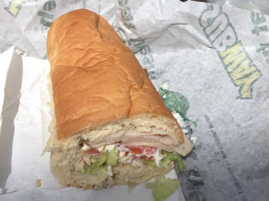 Lakeside Shopping Center-梅泰里必去景点