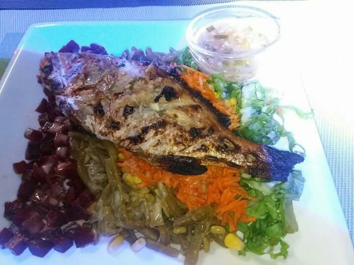 Saint-Esprit餐馆和美食-Black Food's