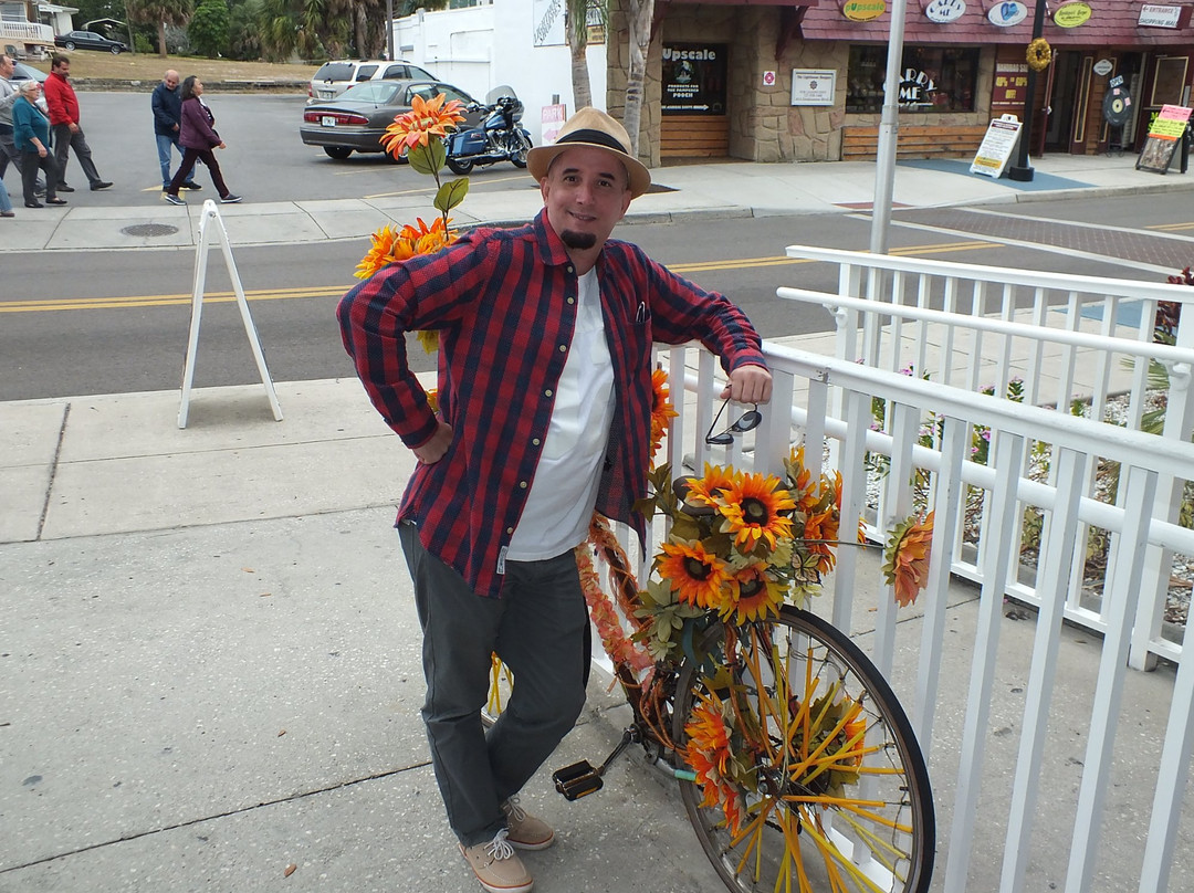 Wine at the Docks-塔彭斯普林斯必去景点