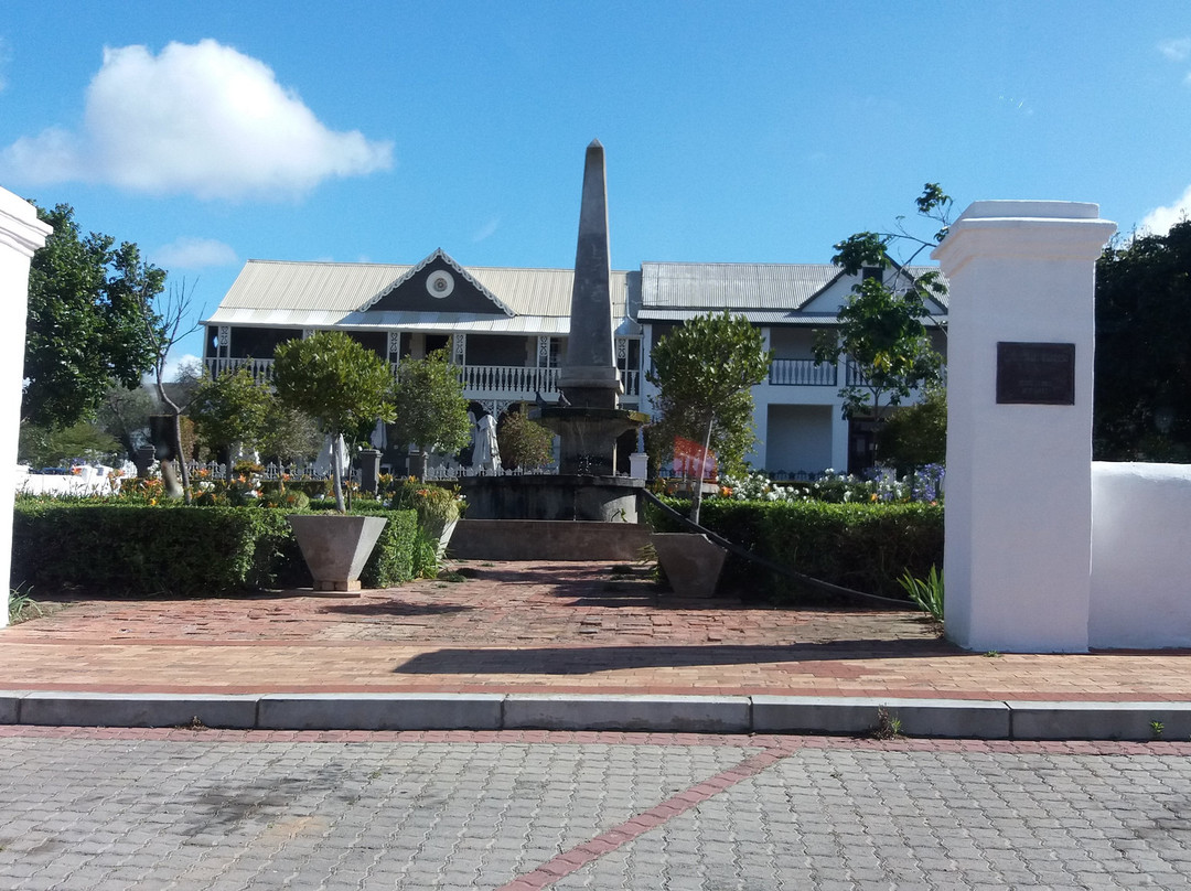 Bredasdorp Square主图