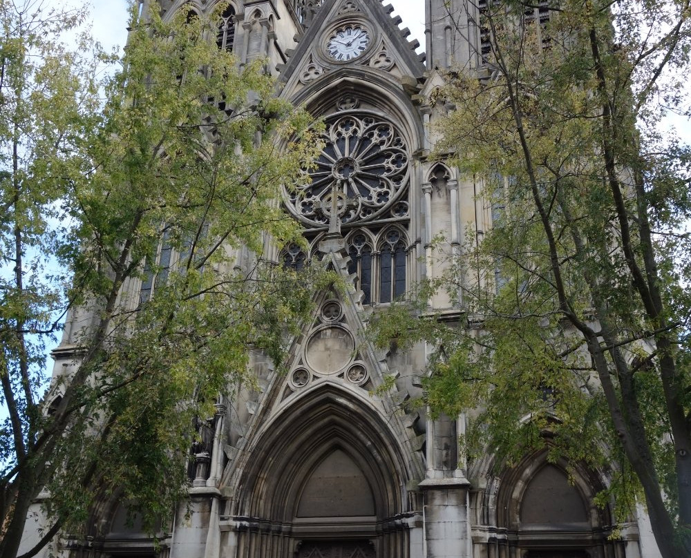 Église Saint-Pierre景点图片