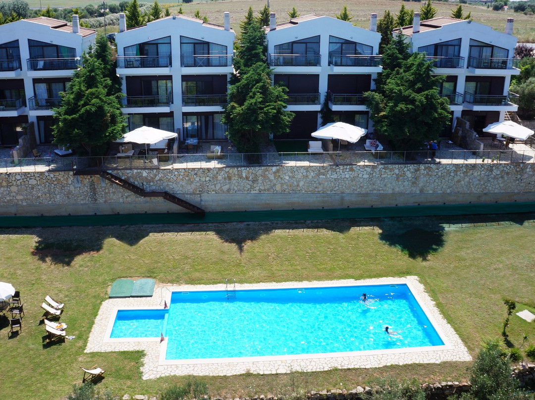 Paressa Villas