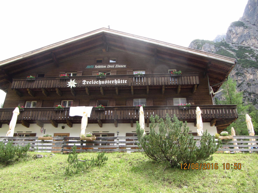Rifugio Dreischusterhutte