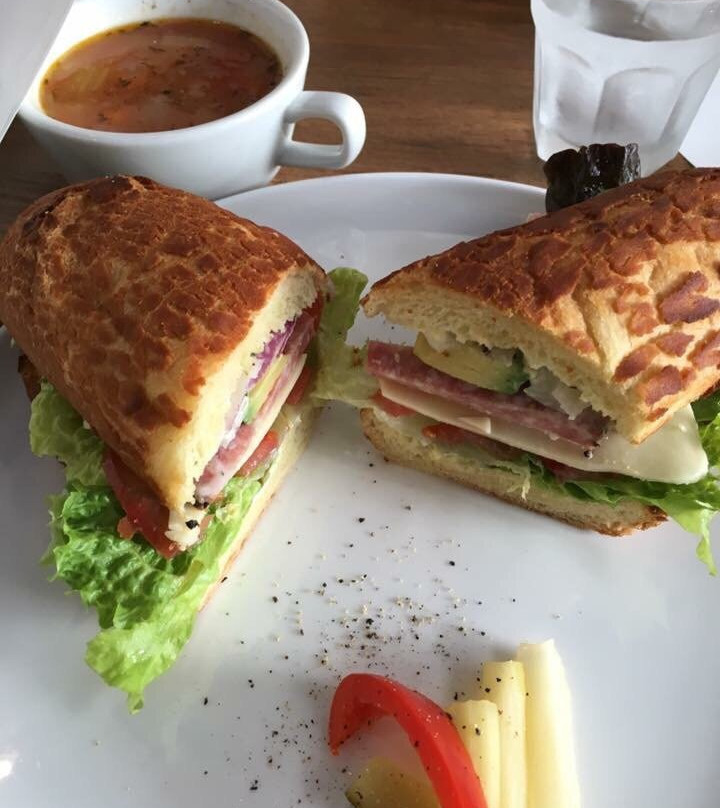 ダブルサンドウィッチ 葉山店
