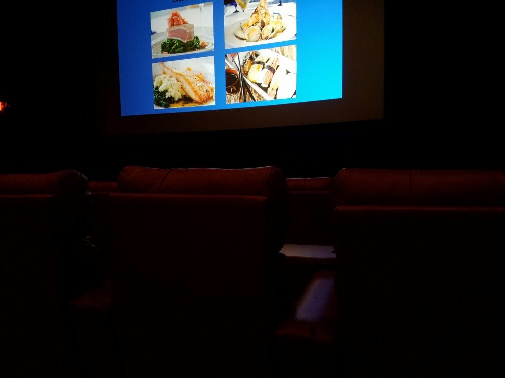 Mystic Luxury Cinema-神秘河必去景点