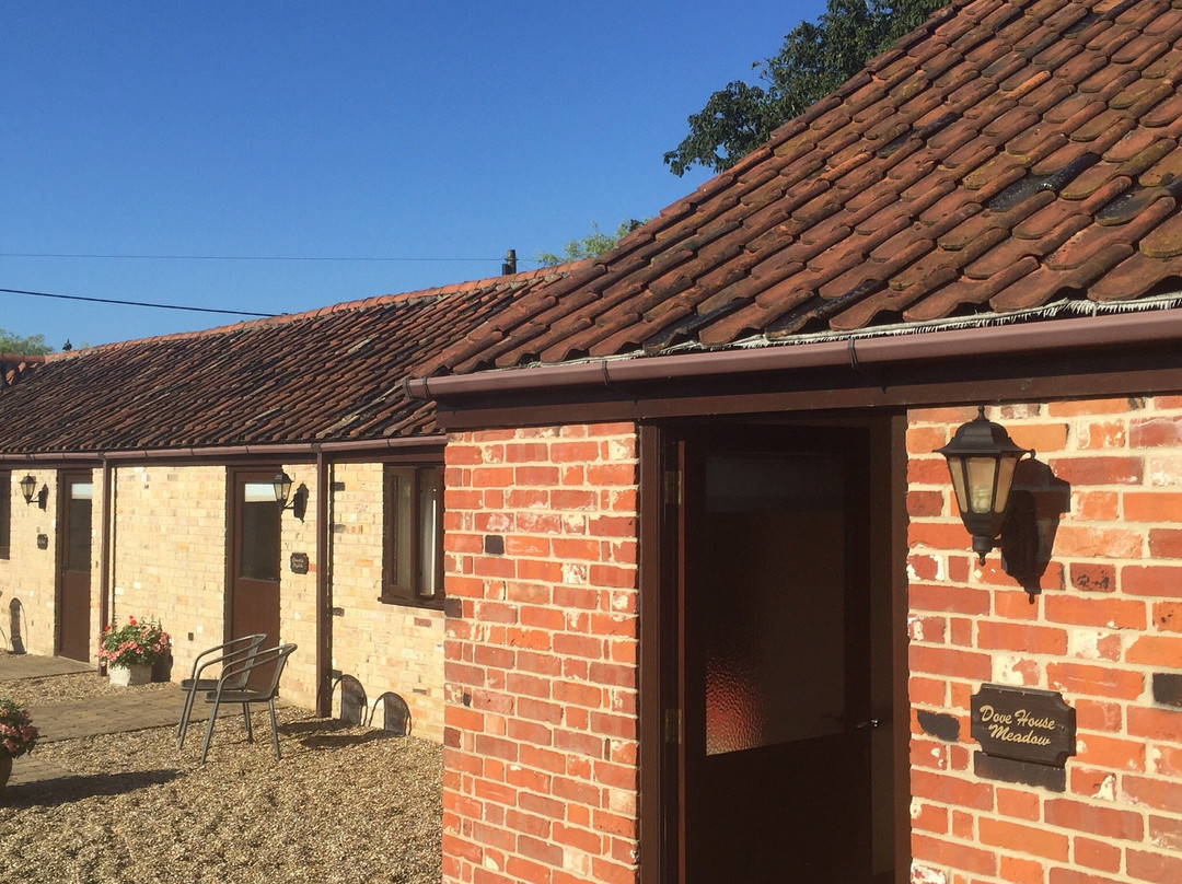 劳伦农庄庭院酒店主图