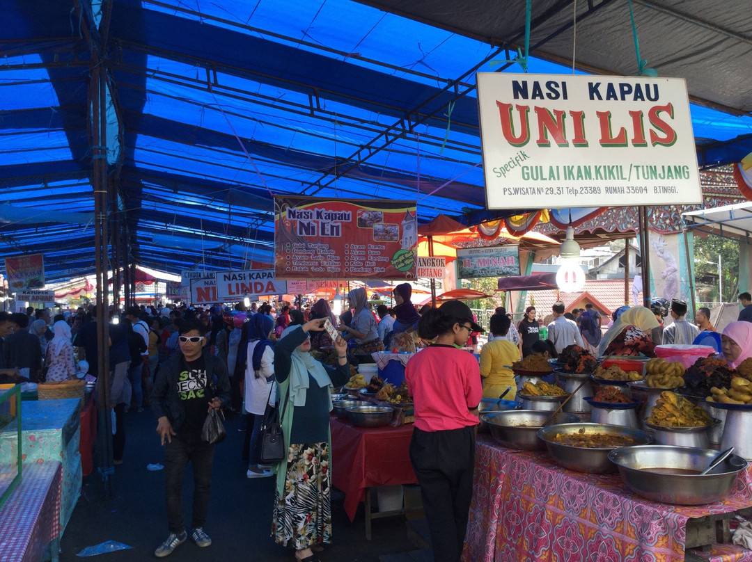 Pasar Atas Bukittinggi-武吉丁宜必去景点