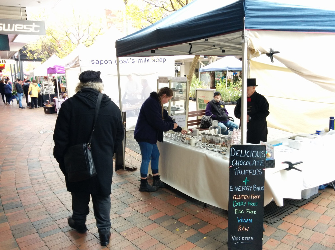 Bridge Mall Farmers Market-巴拉瑞特必去景点
