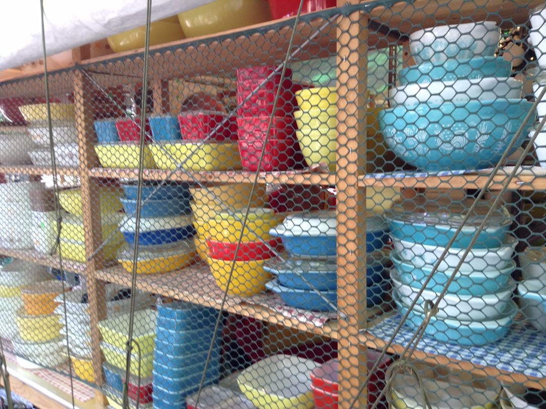 Shupp's Grove Antique Market景点图片