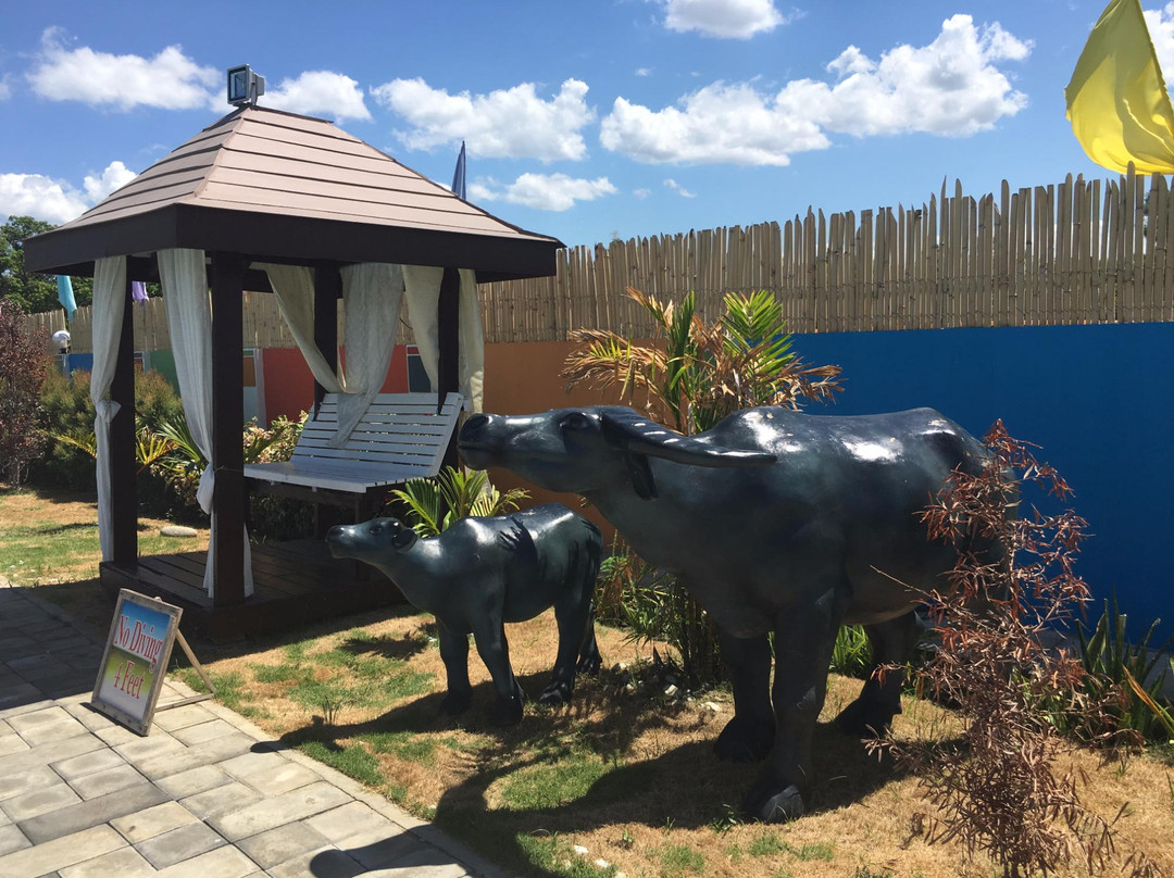 Golden Castle Resort-San Carlos必去景点