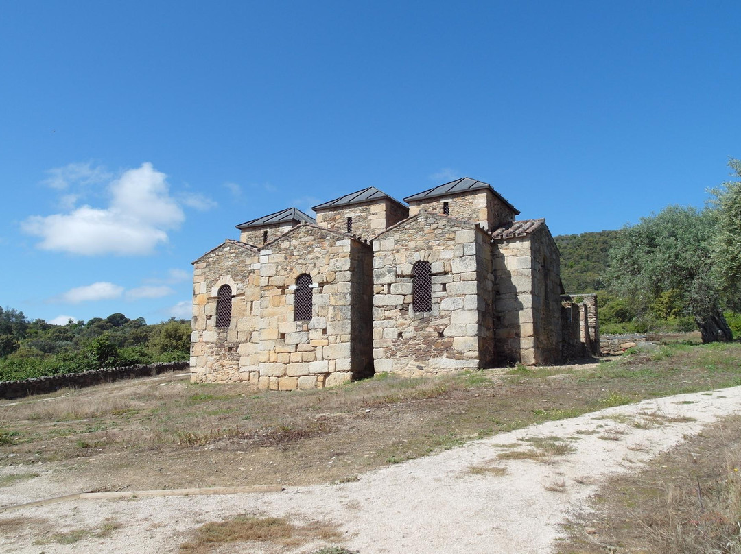 Basílica de Santa Lucía del Trampal景点图片