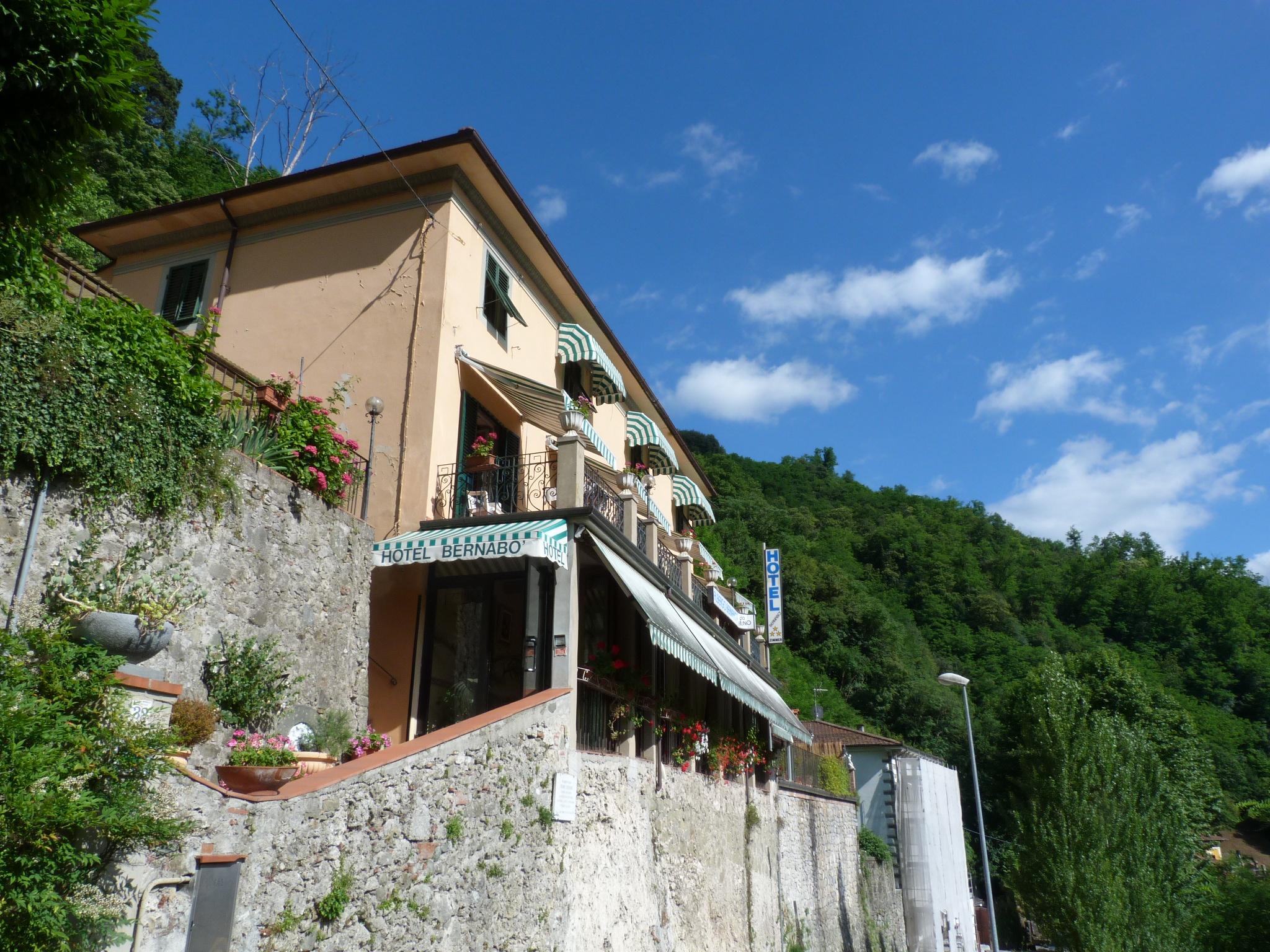 Hotel Bernabo-官方