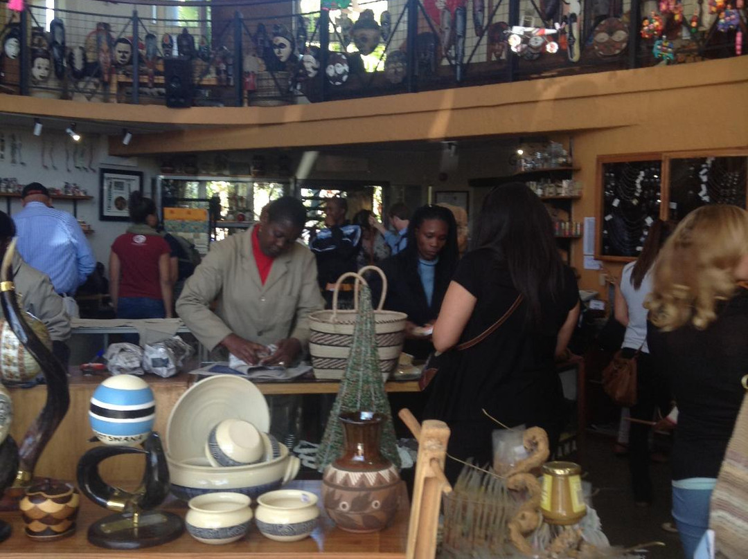 Maroon Tours & Safaris-嘉伯隆里必去景点