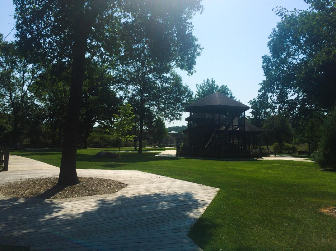 Oxbow Park and Zollman Zoo-Byron必去景点