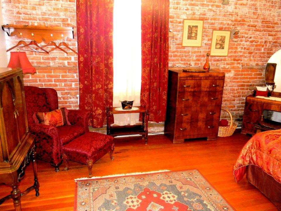 Working Girls Hotel主图