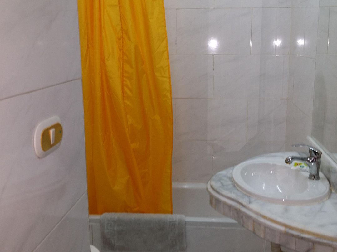 亚历山大地中海套房酒店主图