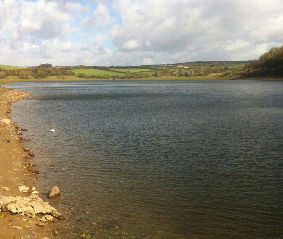 Wimbleball Lake Country Park景点图片