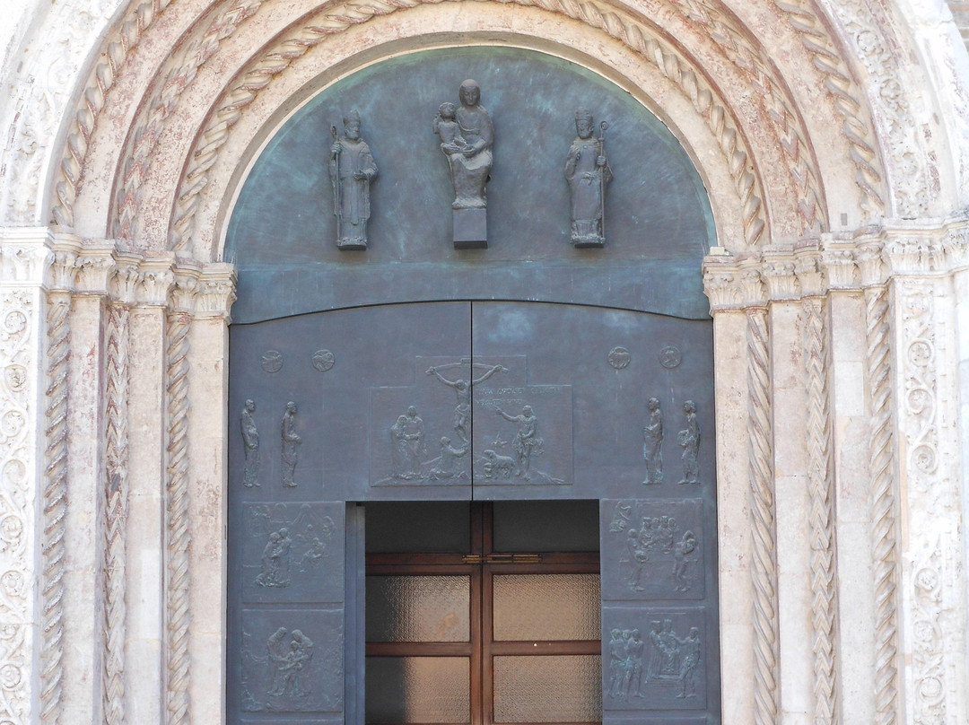 Cattedrale San Giovanni Battista Cesena景点图片