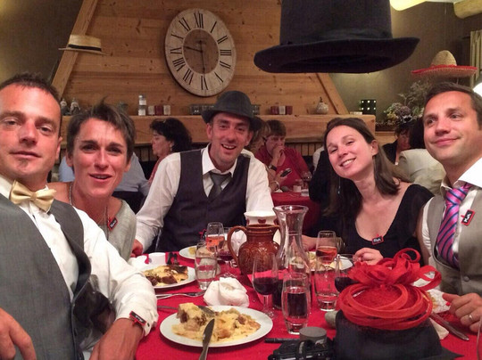 Notre-Dame-du-Pre餐馆和美食-L'Adray