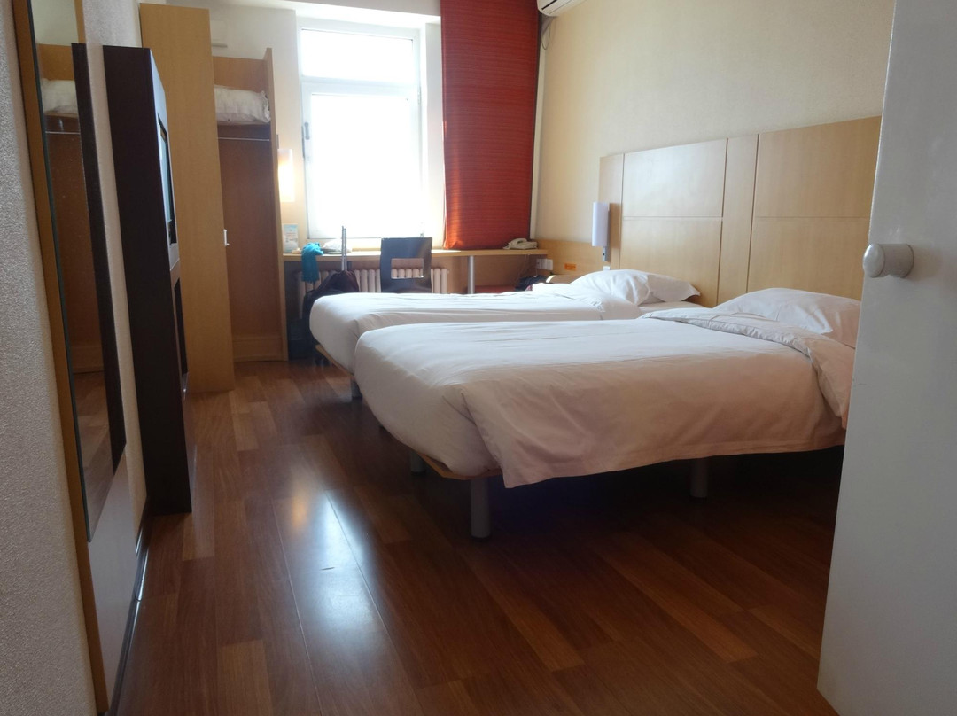 满洲里市酒店住宿-宜必恩酒店