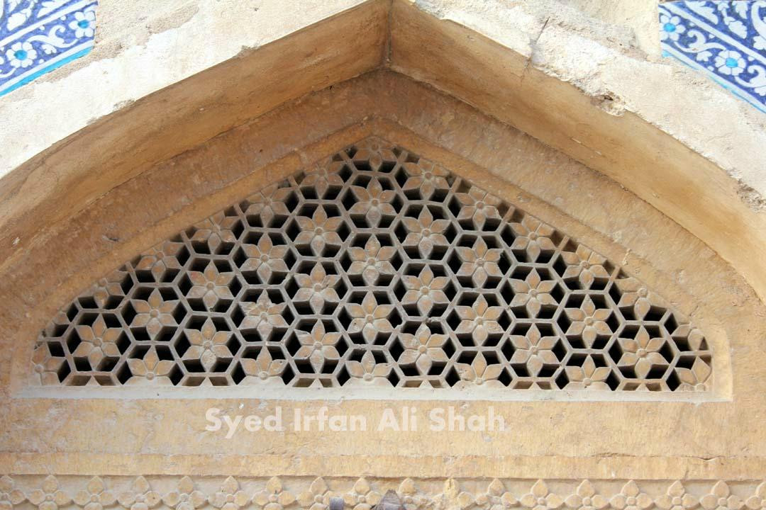 Miran Ja Quba (Tombs of Mirs)-海德拉巴必去景点