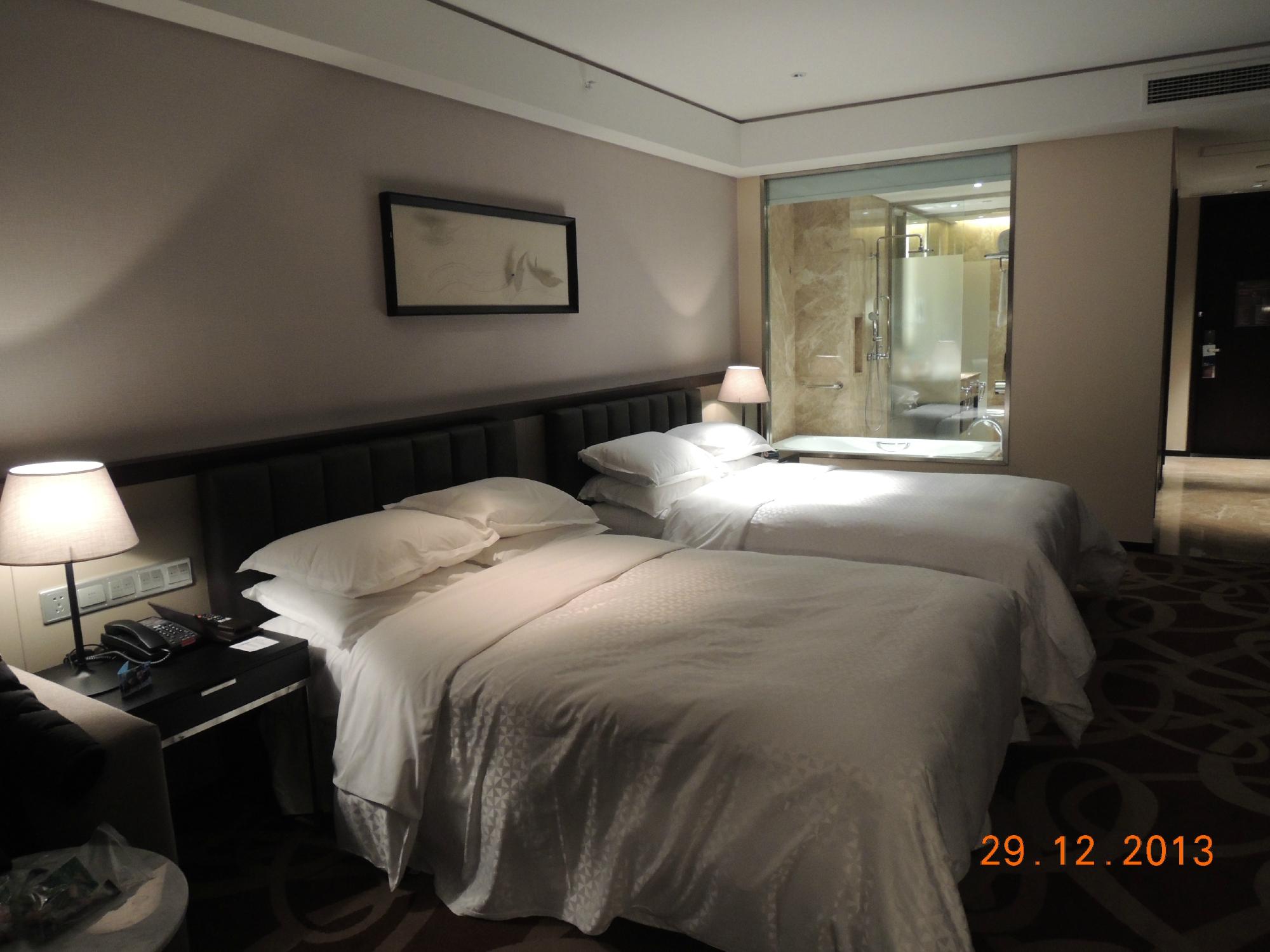 青岛城阳宝龙福朋喜来登酒店-客卧