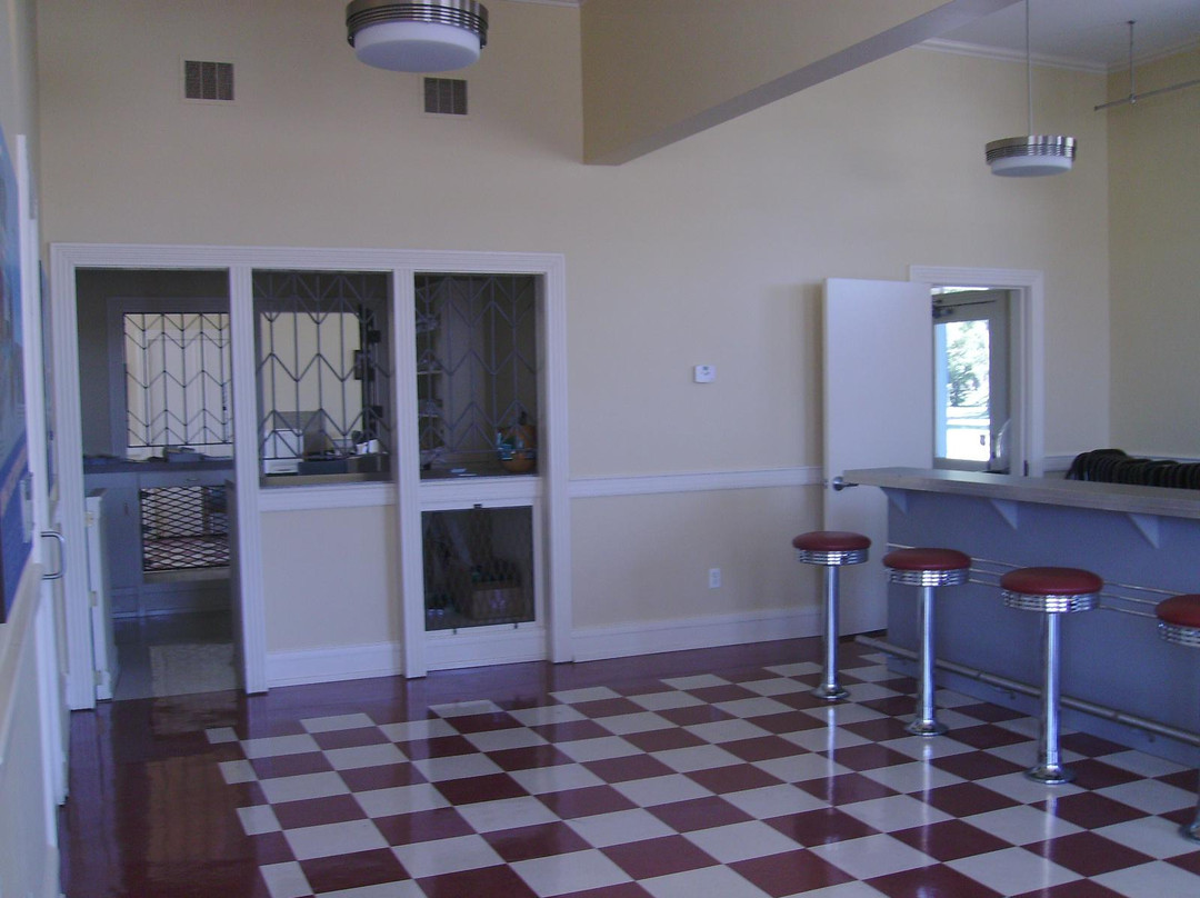 Historic Greyhound Bus Depot Visitor Center-Blytheville必去景点