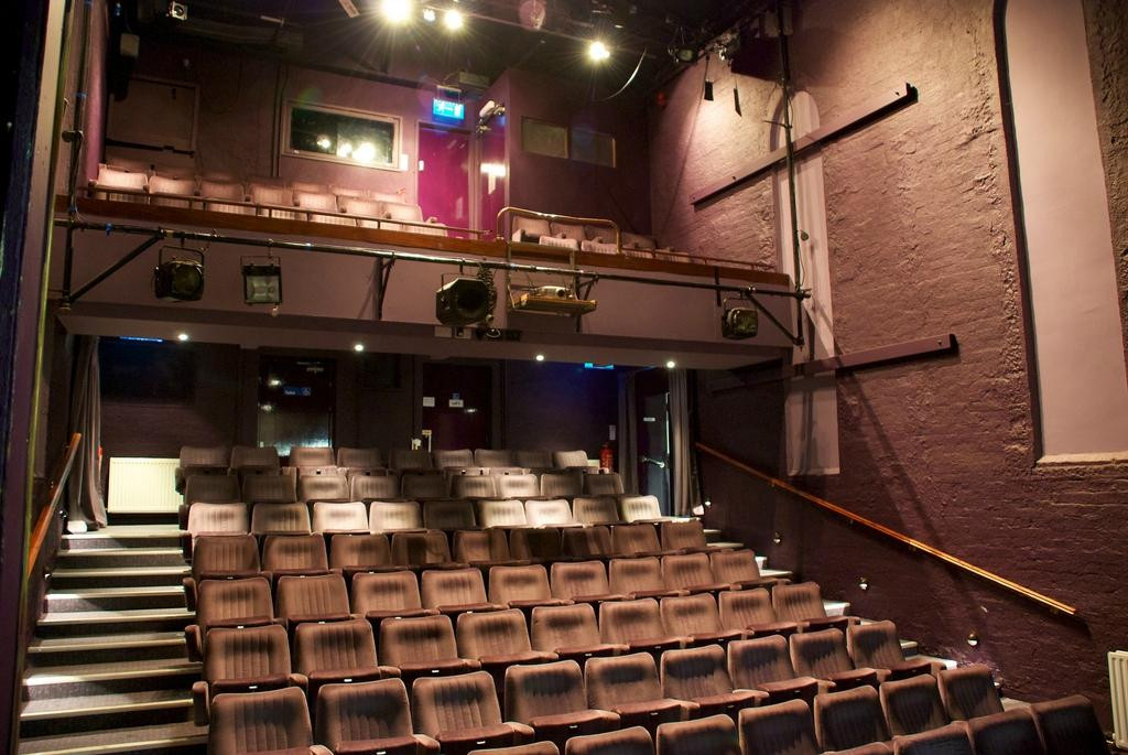 Priory Theatre景点图片