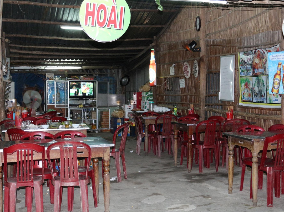 Tan An餐馆和美食-Hoai Linh Restaurant