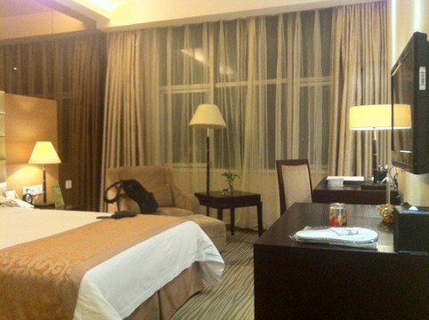 戴斯国际酒店主图