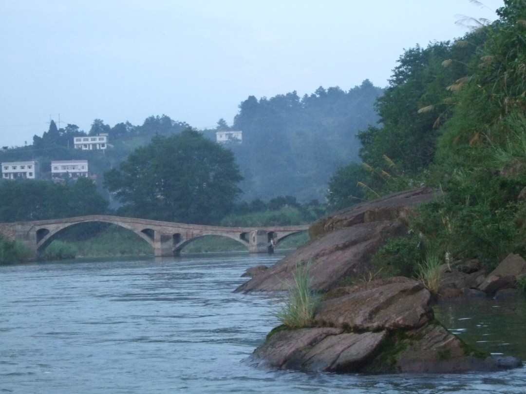 小河砾石滩-张家界市必去景点