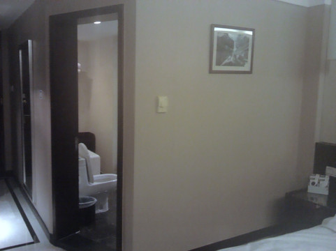 长春华天大酒店主图