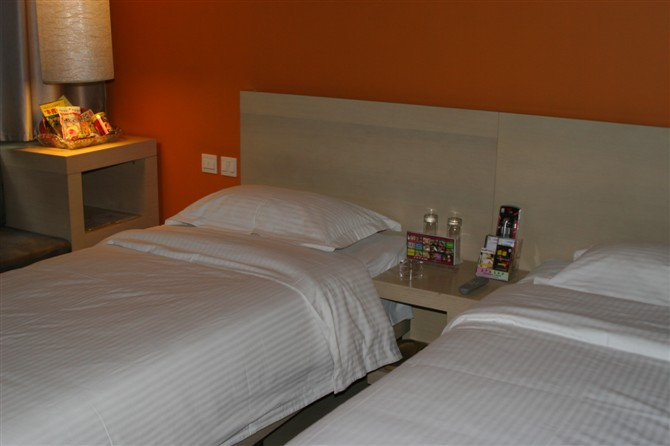 家易时尚酒店主图