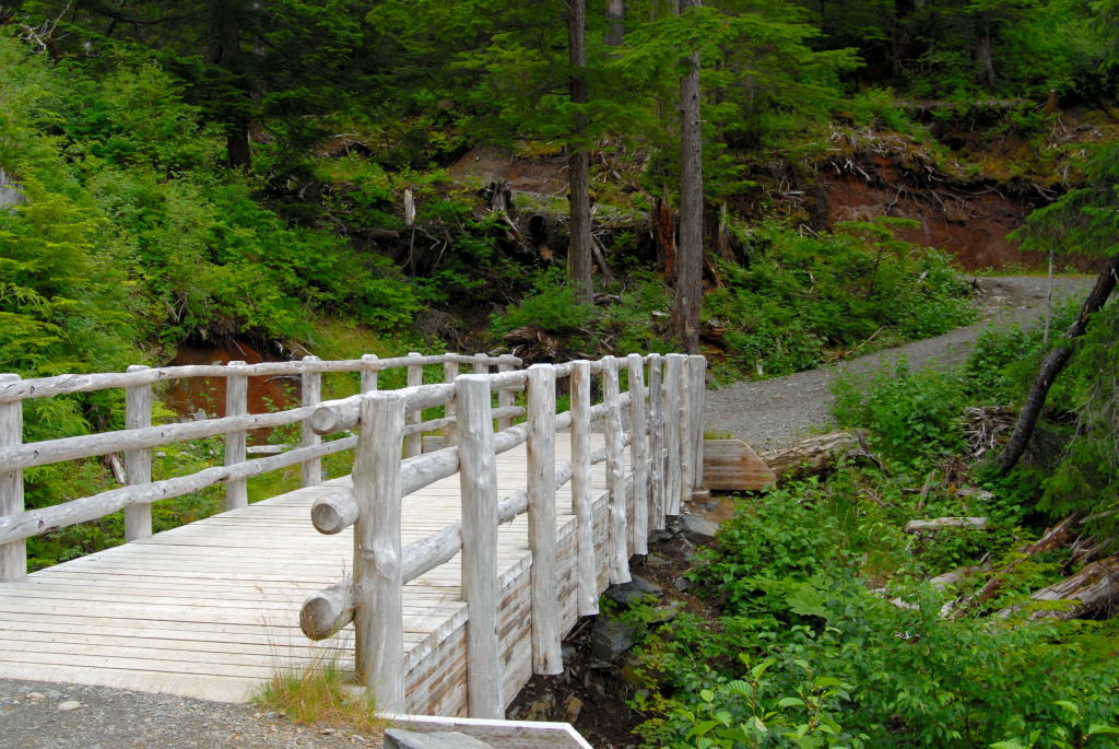 Heart Lake Trail-锡特卡必去景点