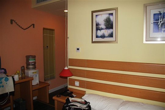 上海如家镇坪路地铁站店 主图