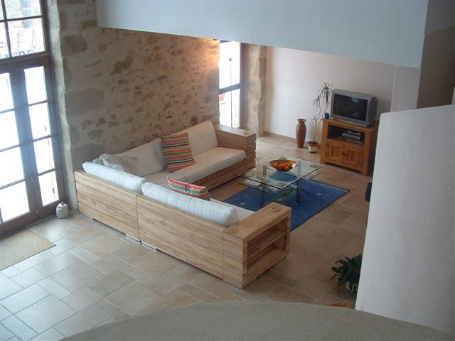 Paul's Barn in France主图