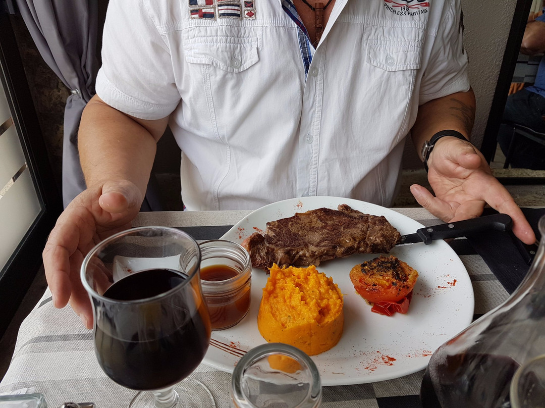 Saze餐馆和美食-La Begude Cafe