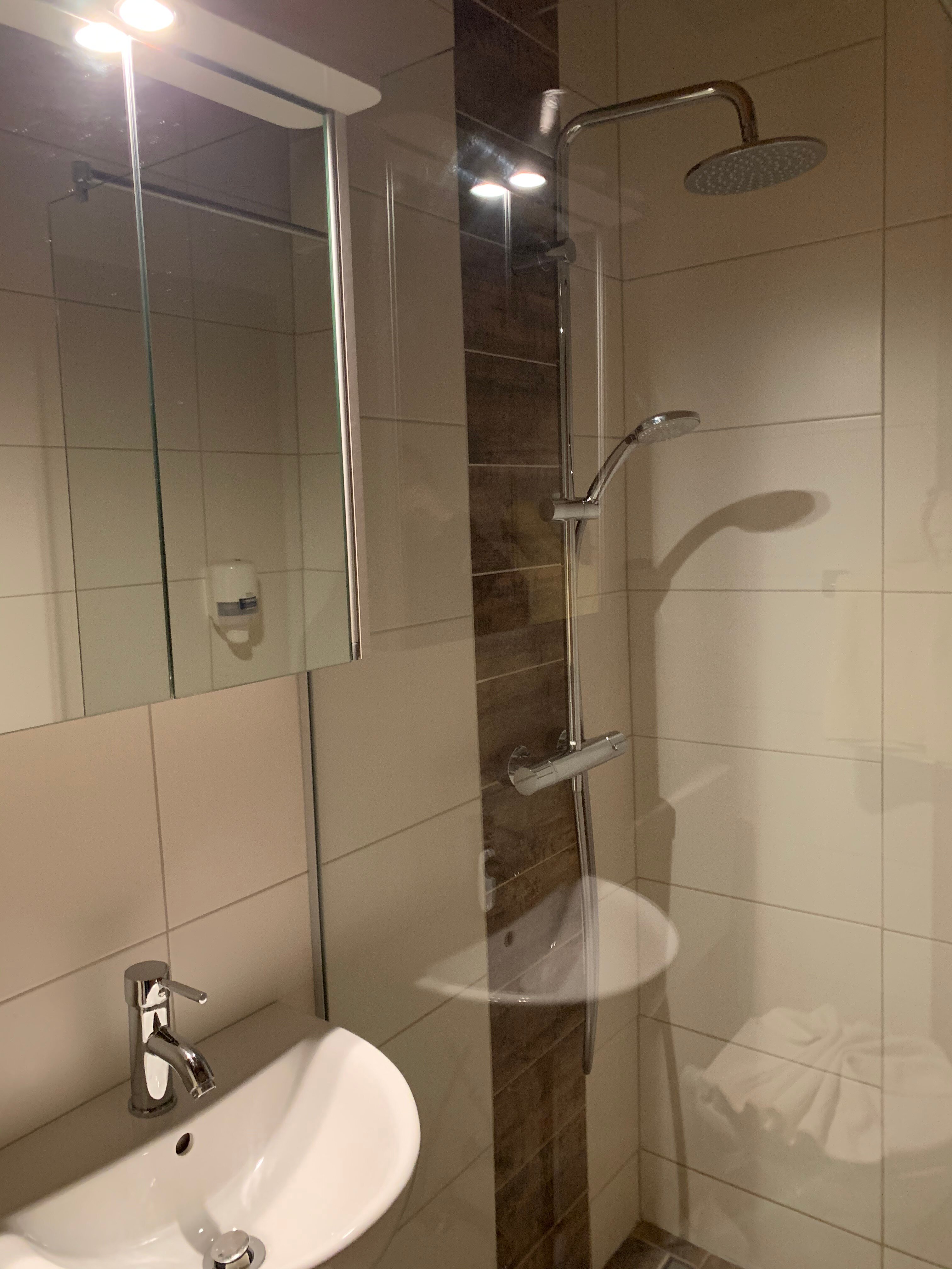 Gasthof-Hotel Winkler-浴室