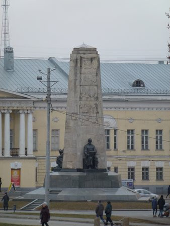 Monument 850 Years of Vladimir-弗拉基米尔必去景点