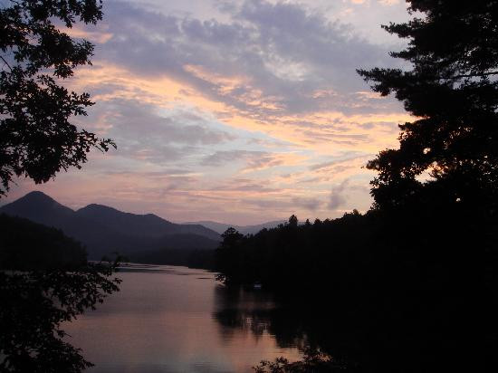 Santeetlah Lake-罗宾斯维尔必去景点