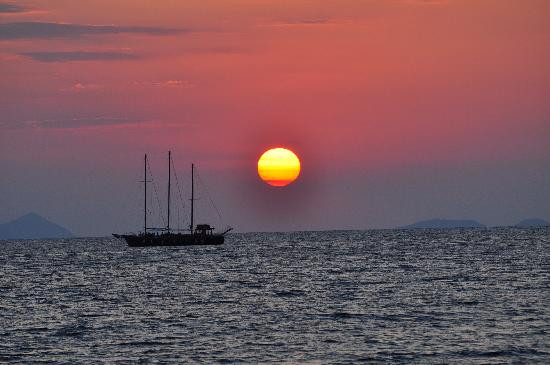 Thalassa Sailing景点图片