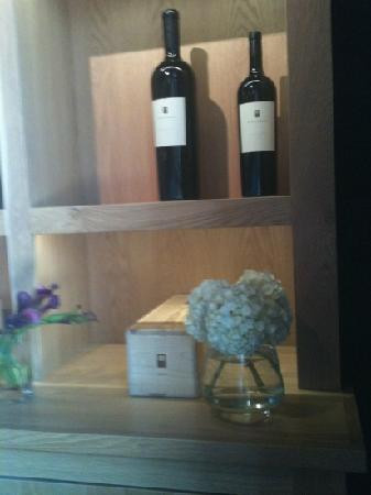 Alpha Omega Winery景点图片