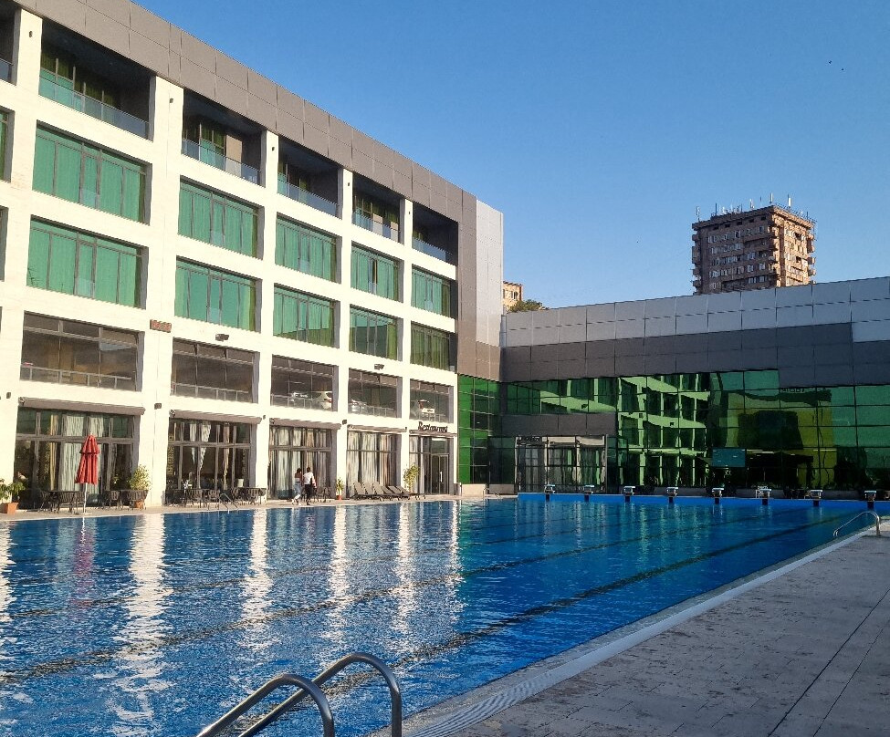 Hills Resort Hotel主图