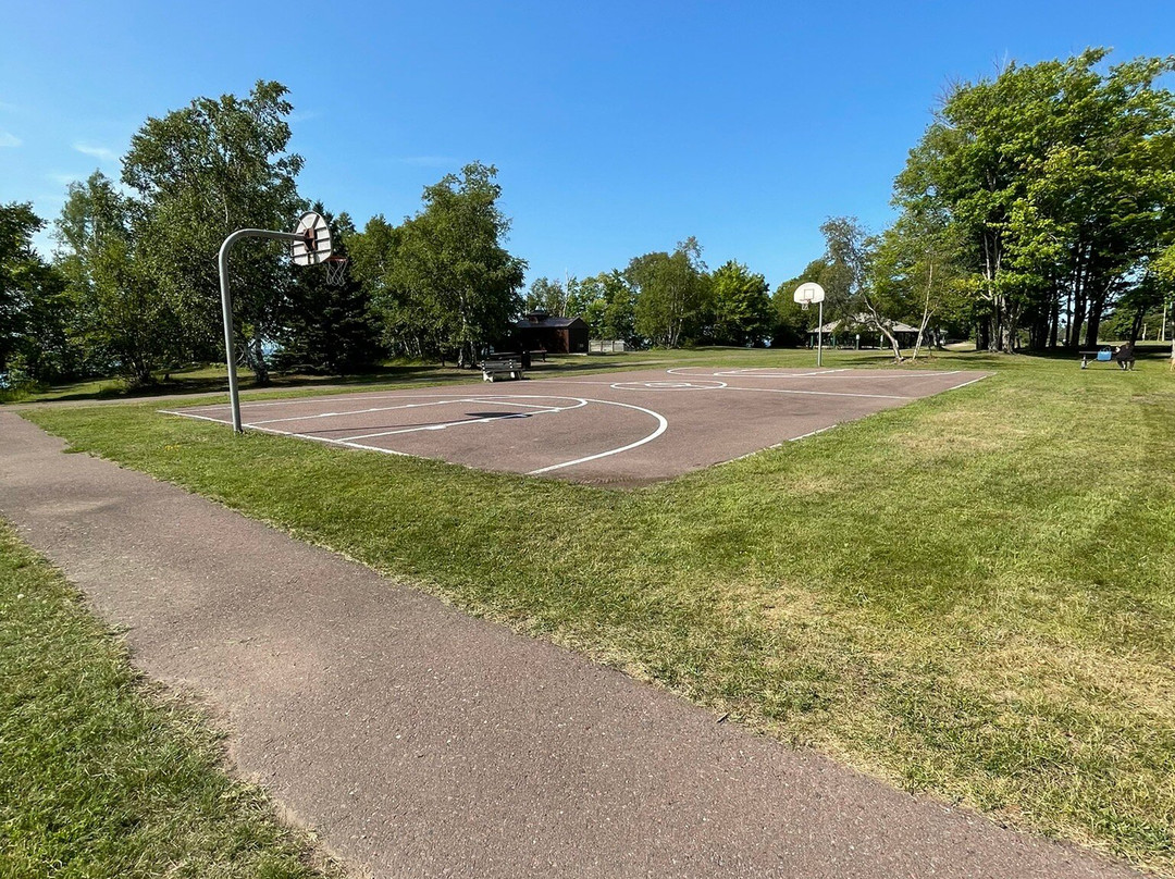 Calumet Waterworks Park景点图片